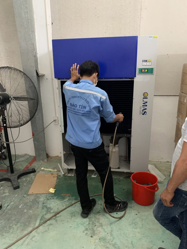 Máy lạnh tự tắt mở liên tục cần kiểm tra sớm